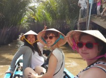 Ho Chi Minh Tour 4Days Mui Ne - Mekong Delta - Cu Chi Tunnel - Temple