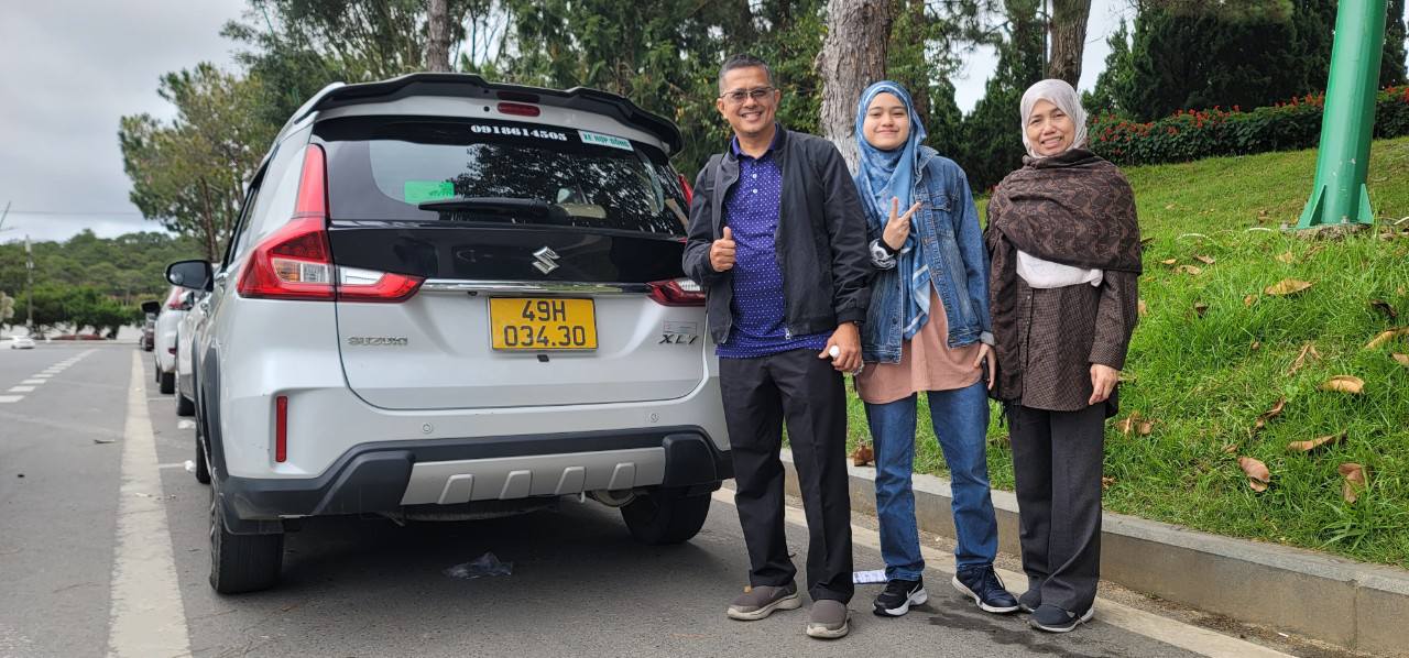 Our taxi transports from Dalat to Muine