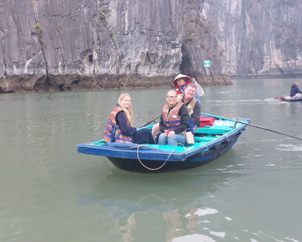 Visit Halong bay by boat