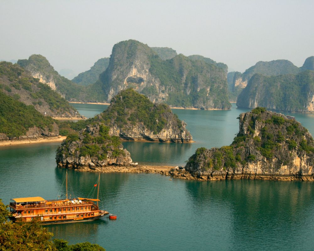 Halong-Bay