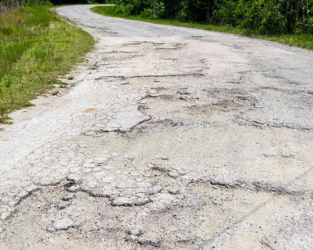 Rural roads in Quy Nhon may be less maintained, so you should careful
