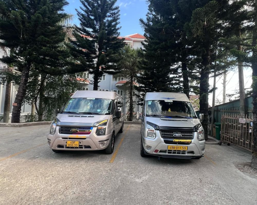 Dalat luxury van rental