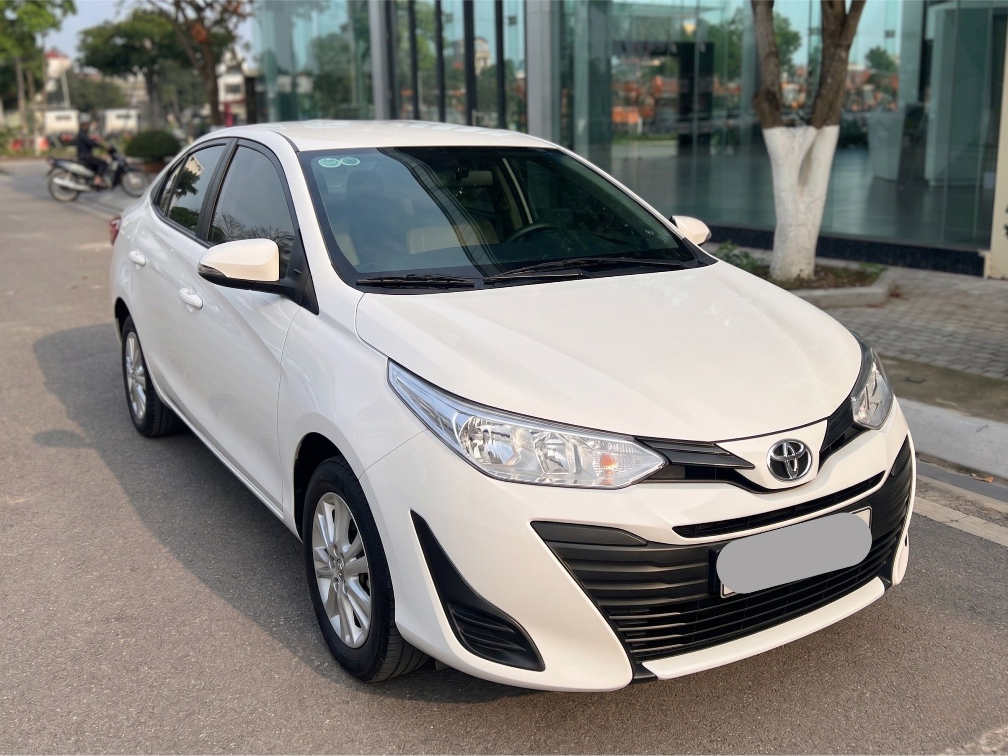Comfortable-4-seater-private-car-available-for-long-distance-travel-and-direct-transfers-from-Ho-Chi-Minh-to-Mui-Ne