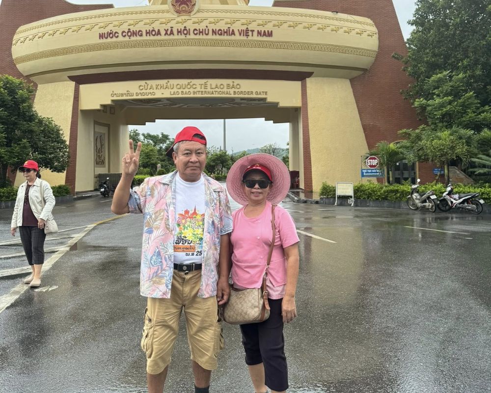 Lao-Bao-Border
