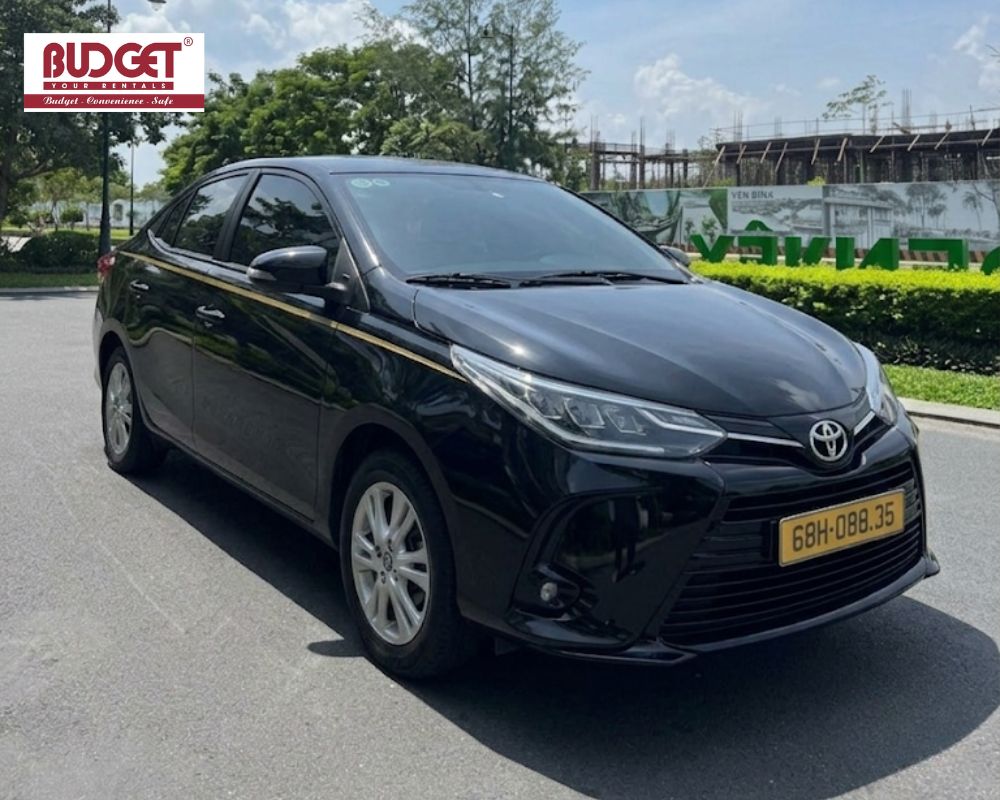 A-black-4-seat-Toyota-Vios-sedan-for-reliable-private-car-rental-service-in-Phu-Quoc