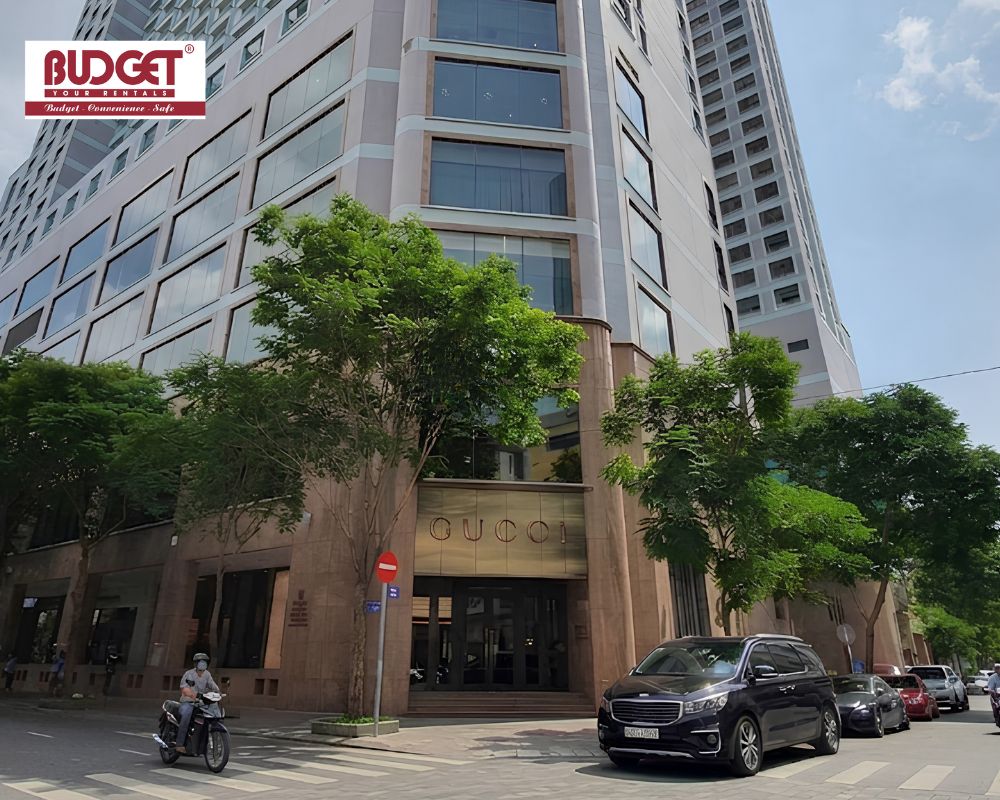 Black-7-seat-SUV-parked-on-the-street-in-front-of-the-Sheraton-Hotel-in-downtown-Ho-Chi-Minh-City