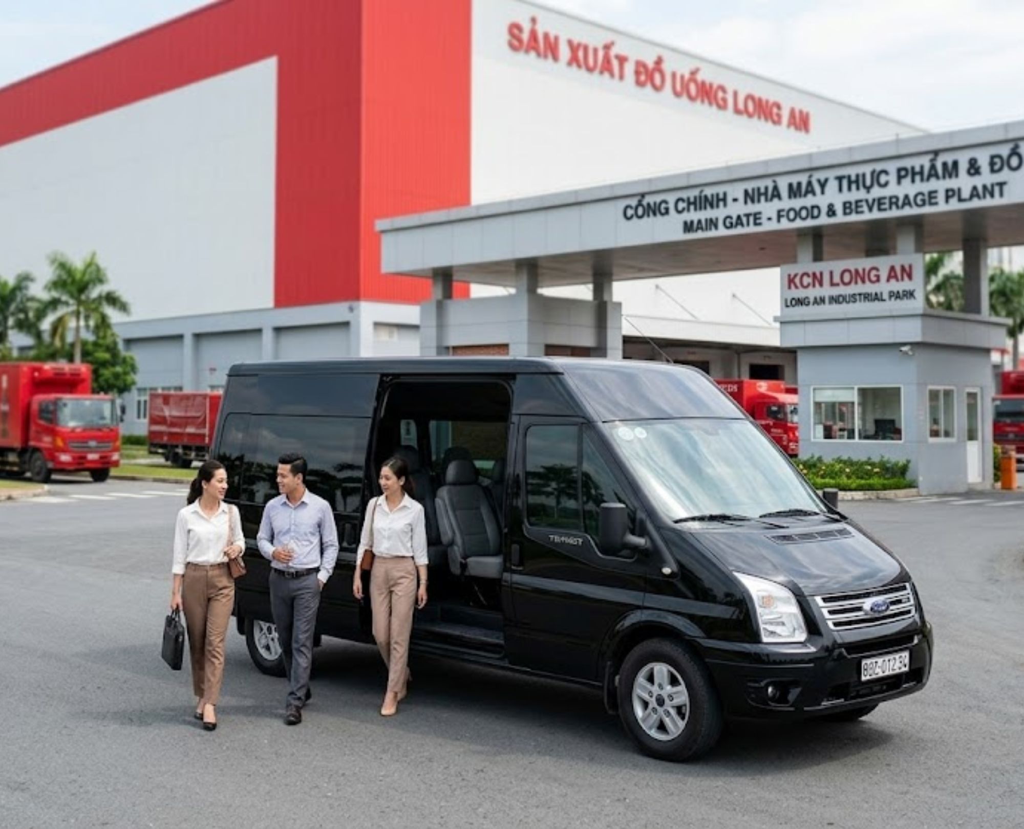 Limousine-service-for-transporting-VIP-guests-to-and-from-the-industrial-zone