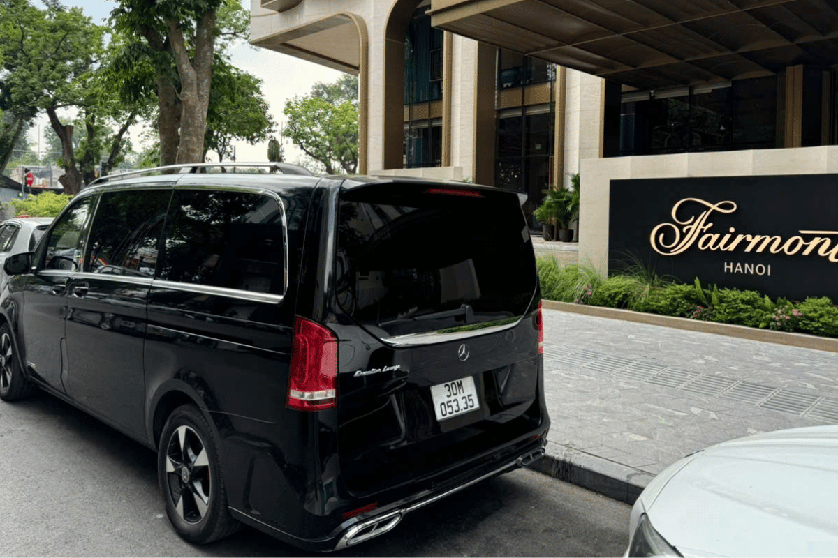 Mercedes V class -7 seat is waiting outside of Hanoi hotel 