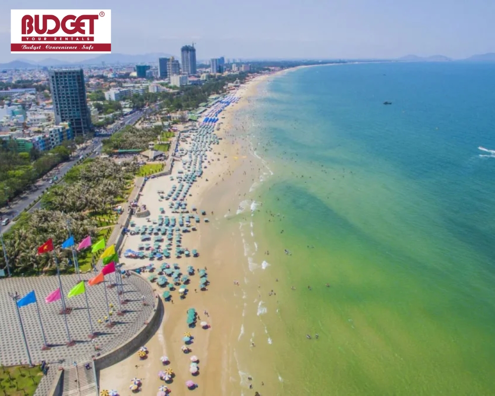 A panoramic view of Vung Tau's Back Beach