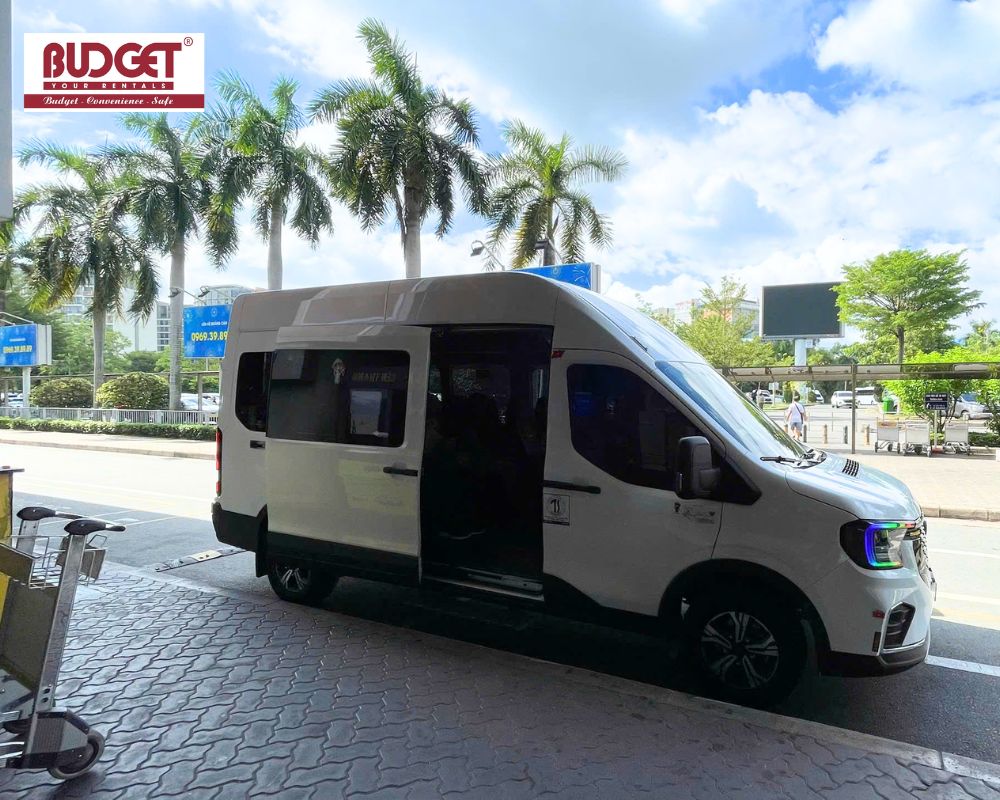 Our-16-seat-waiting-to-pick-up-passengers-from-Tan-Son-Nhat-Airport-to-Can-Gio