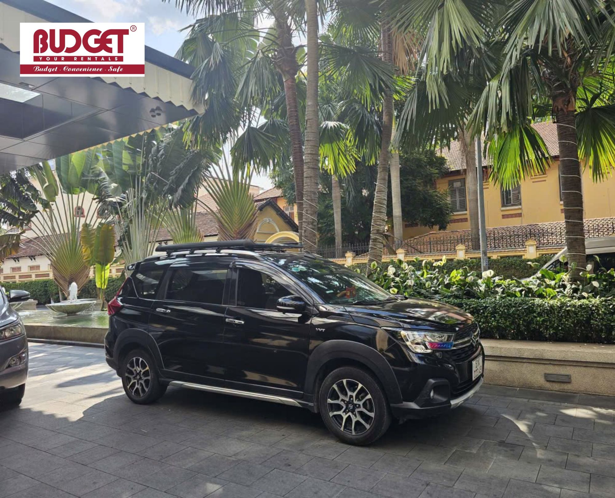 Mui-Ne-Private-Car-Transfers-To-Ho-Chi-Minh-Airport-door-to-door-service