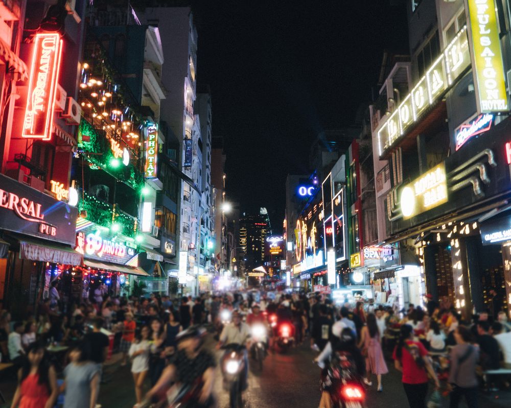 Nightclubs and bars at Bui Vien Street