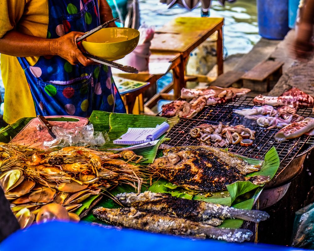 Some-seafood-at-Su-Van-Hanh-street
