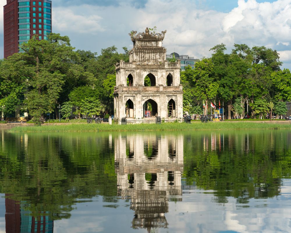 Hoan-Kiem-Lake