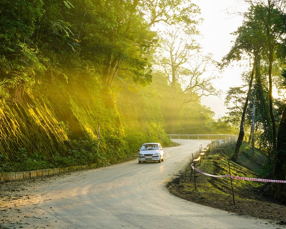 Mountain-road-of-Bavi