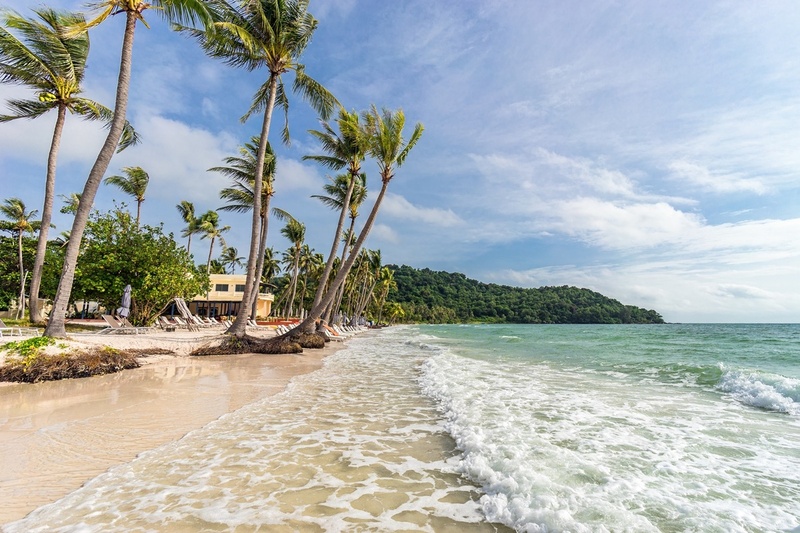 Starfish-beach-Phu-Quoc-1