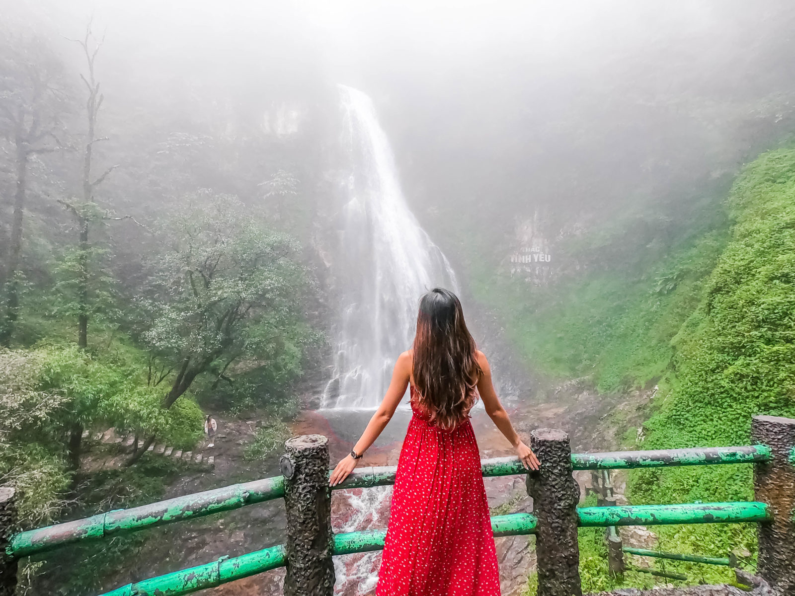 love-waterfall-sapa