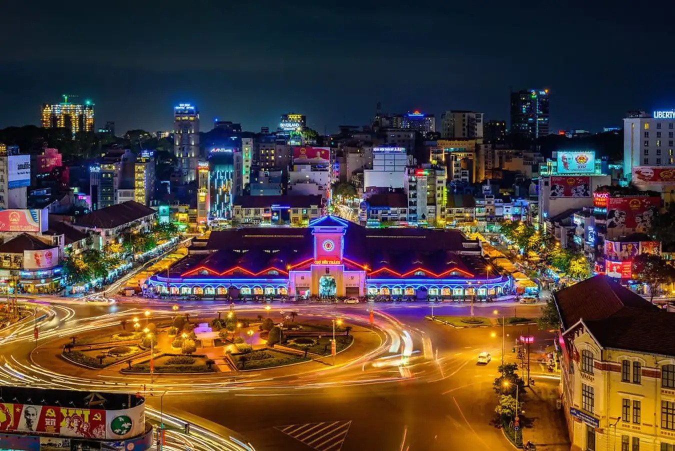 Explore Ben Thanh Market at Night