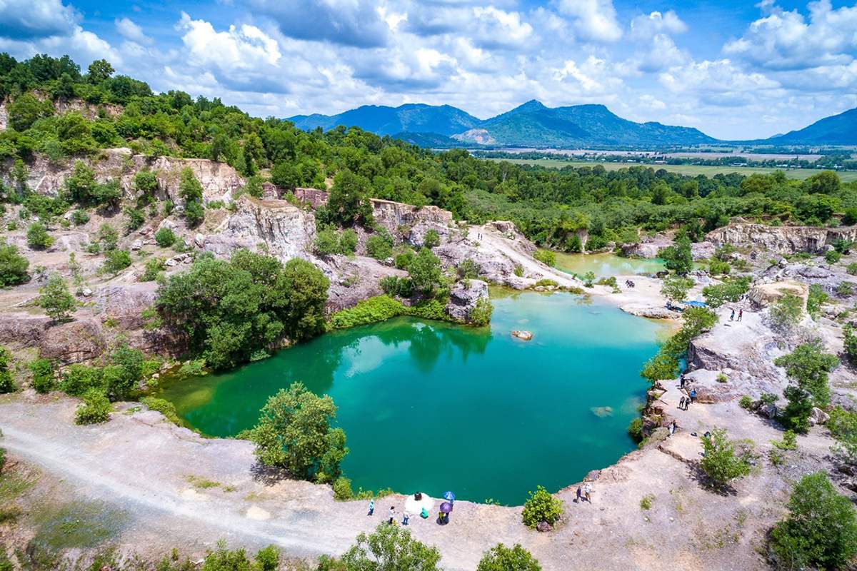 The poetic view of Ta Pa Lake