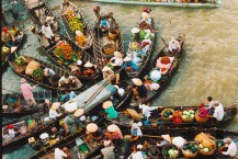 Rent a Boat, Bike & Local Guide at Can Tho Floating Market by Yourself
