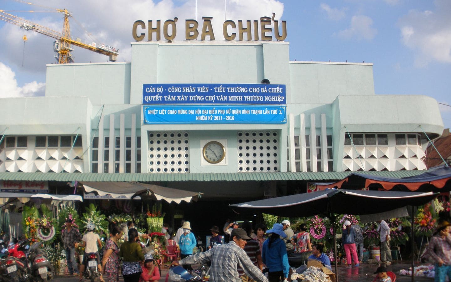 top-12-best-markets-in-ho-chi-minh-city-3