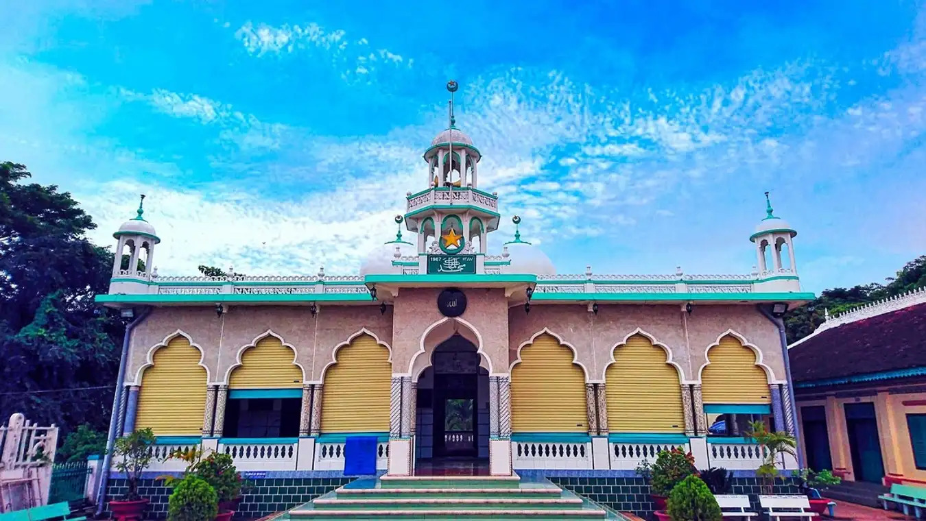 The Murabak Mosque of Chau Giang Cham Village