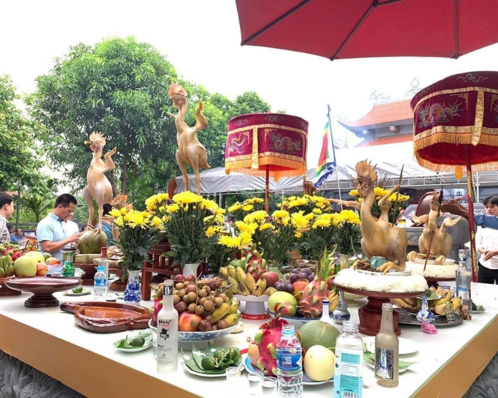 Offerings in Hungry Ghost Month