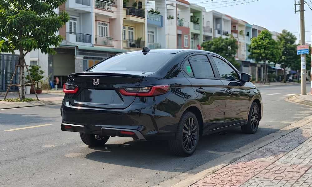 Behind-Honda-City