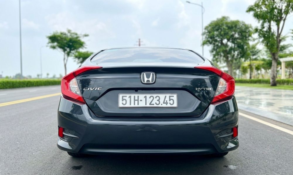 Behind-Honda-Civic