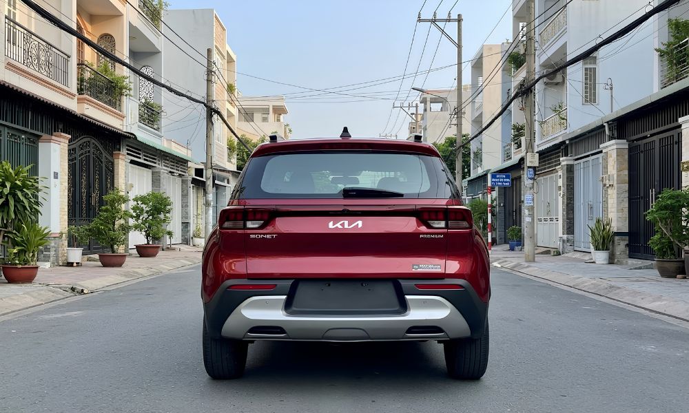 Behind-Kia-Sonet