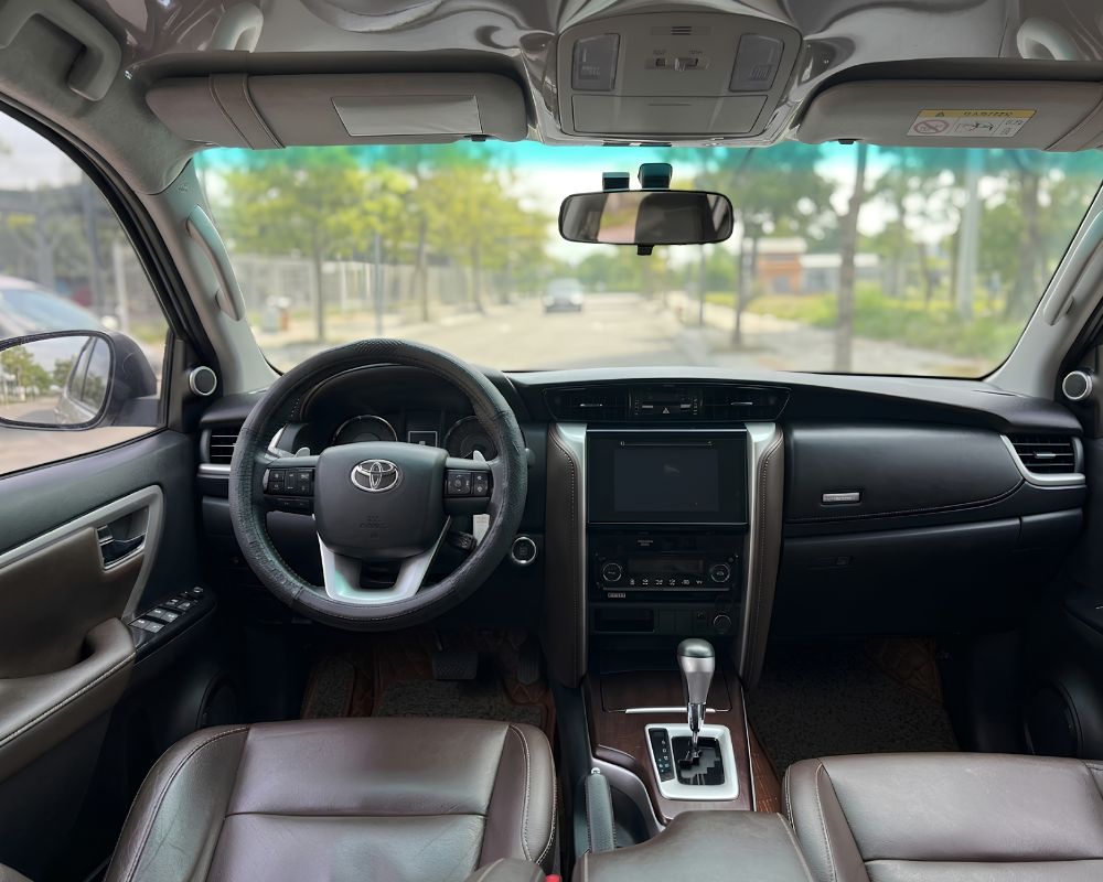 Cabin-of-Toyota-Fortuner-7-seat-SUV