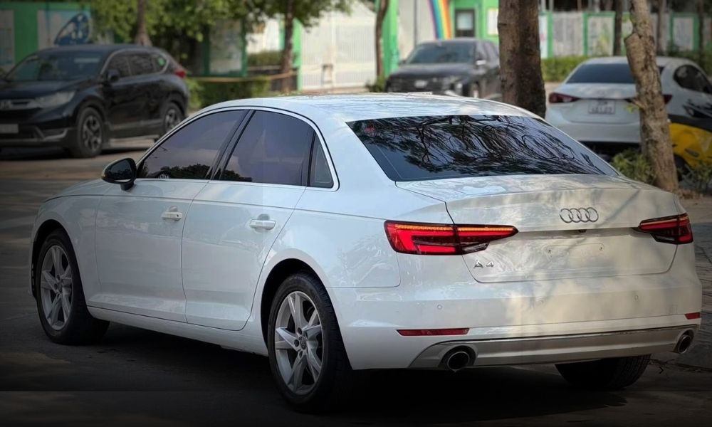 Audi-3