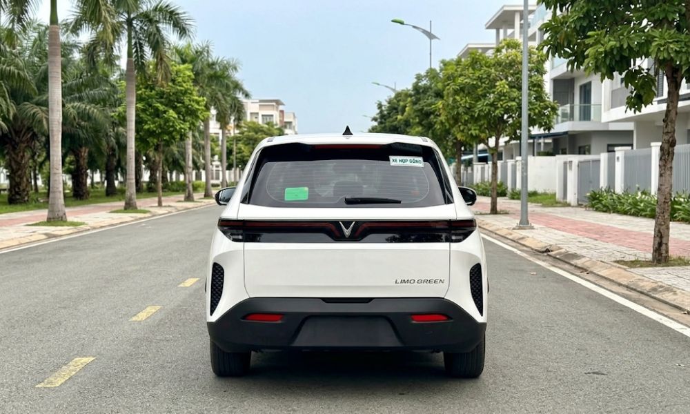 Behind-Limo-Green