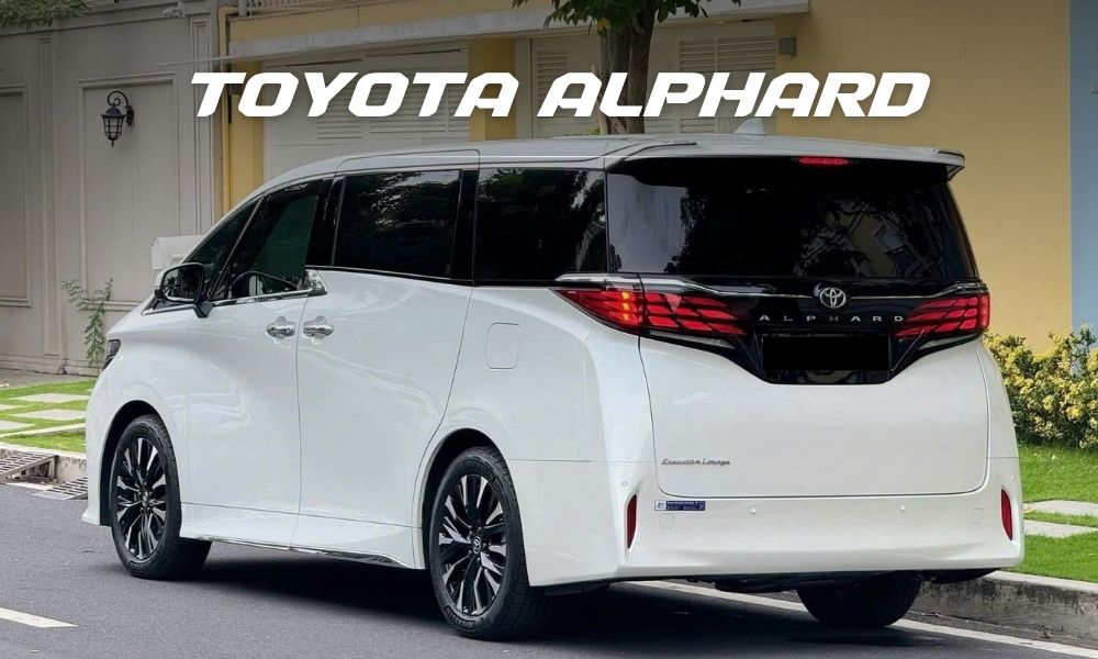 Behind-of-Toyota-Alphard