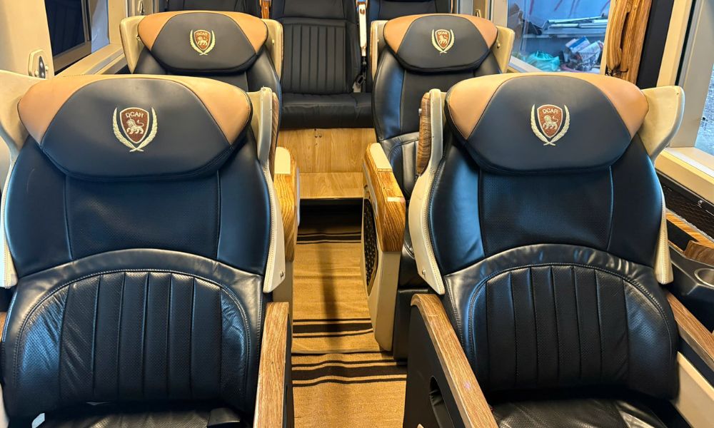 Premium-interior-of-DCar-President