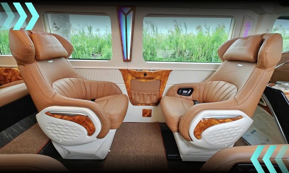Rotating-VIP-seats-of-DCar-VIP-Lounge