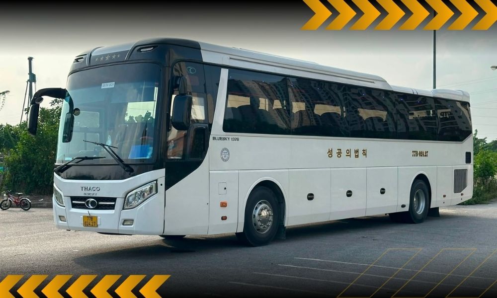 THACO-BlueSky-45-seat